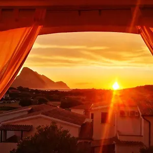 Porto San Paolo Vista Tavolara , Vaccileddi Italia